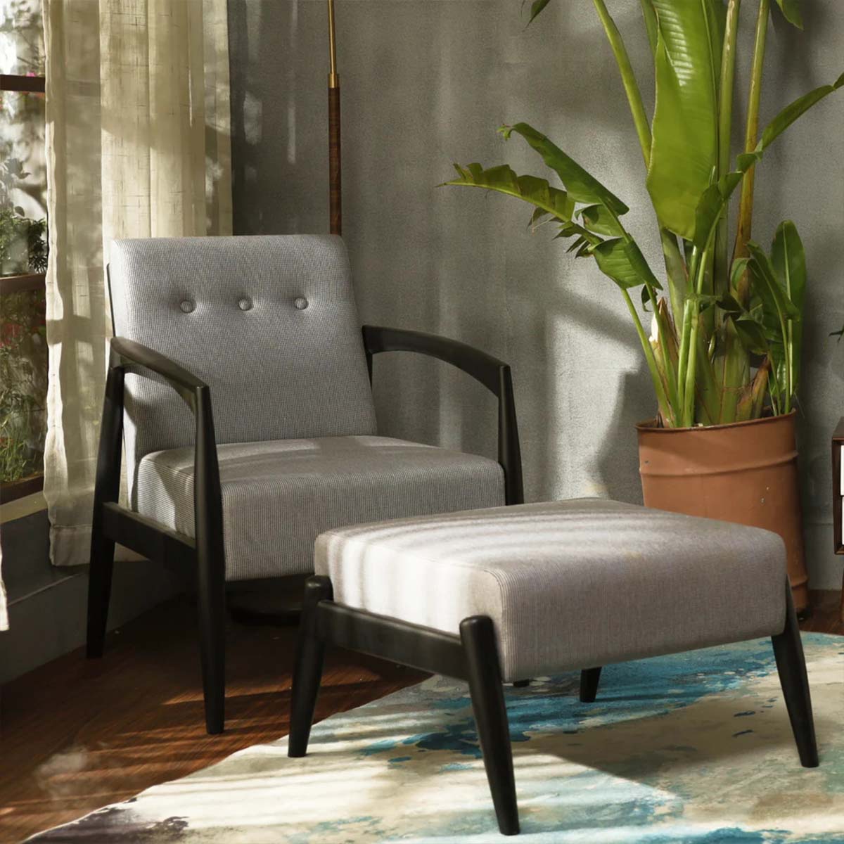 M21 Charm Armchair